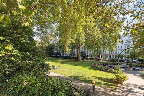 1 bedroom flat to rent, 72-74 St. Georges Square, Westminster, London, SW1V