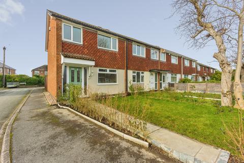 undefined, Winsford Walk, Sale, M33