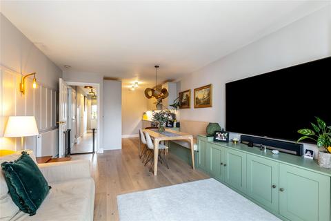 2 bedroom flat for sale, Wimbledon Hill Road, London, SW19