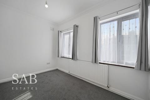 2 bedroom flat for sale, Greenway Gardens, Greenford, UB6