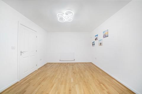 3 bedroom end of terrace house for sale, Harrow, Middlesex HA2