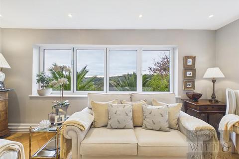 2 bedroom detached bungalow for sale, Park View, Hastings