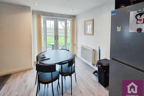 2 bedroom flat for sale, Beech Court, Cumberland Avenue, Swinton, M27