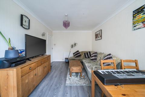 undefined, Vista Way, Kenton, HA3 0SP