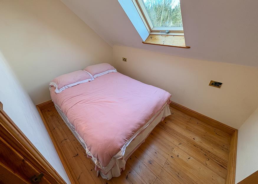 Double bedroom 1