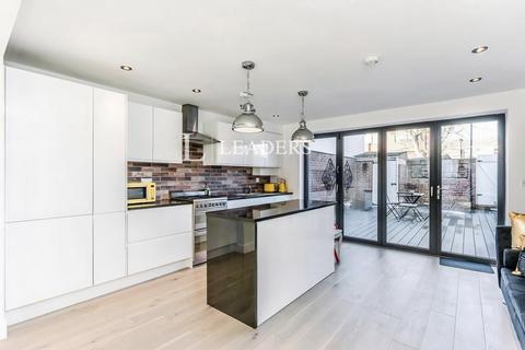 undefined, Canton Street, Southampton, Hampshire, SO15