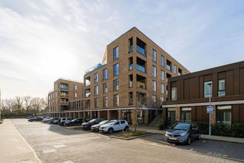 2 bedroom flat for sale, Spitfire Chase, Walton-On-Thames KT12