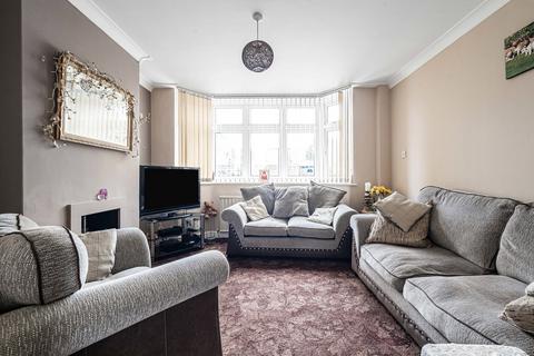 undefined, Avon Road, Sunbury-on-Thames, Surrey, TW16