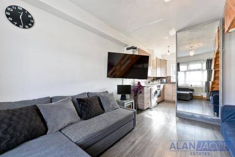 undefined, Hampton Road, Ilford IG1