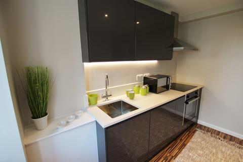 2 bedroom apartment to rent, Princess Street, Manchester M1