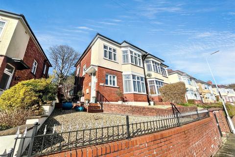 3 bedroom semi-detached house for sale, Keynsham Avenue, Newport