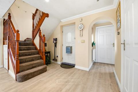 undefined, Tiverton Crescent, Kingsmead, Milton Keynes, MK4