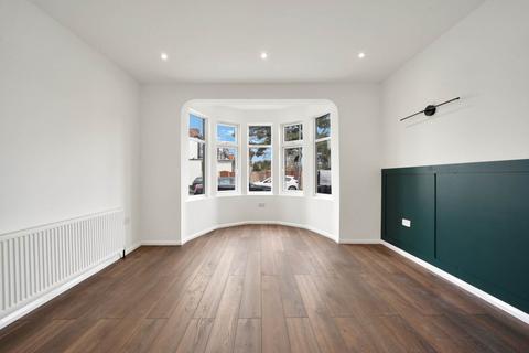 3 bedroom semi-detached house for sale, Somersby Gardens, Ilford, IG4