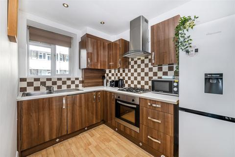 2 bedroom flat for sale, Angel House