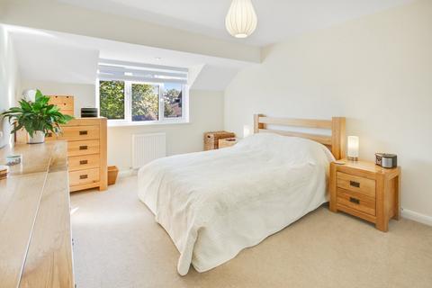4 bedroom detached house for sale, Stuart Way, East Grinstead, RH19