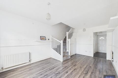2 bedroom terraced house to rent, Blackfen Road, Sidcup, DA15