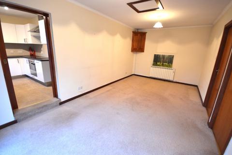 2 bedroom flat to rent, Birchgrove, Kirkhill, IV5
