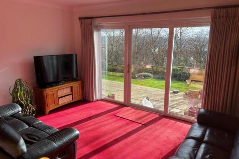 undefined, Highcliffe Avenue, Huddersfield