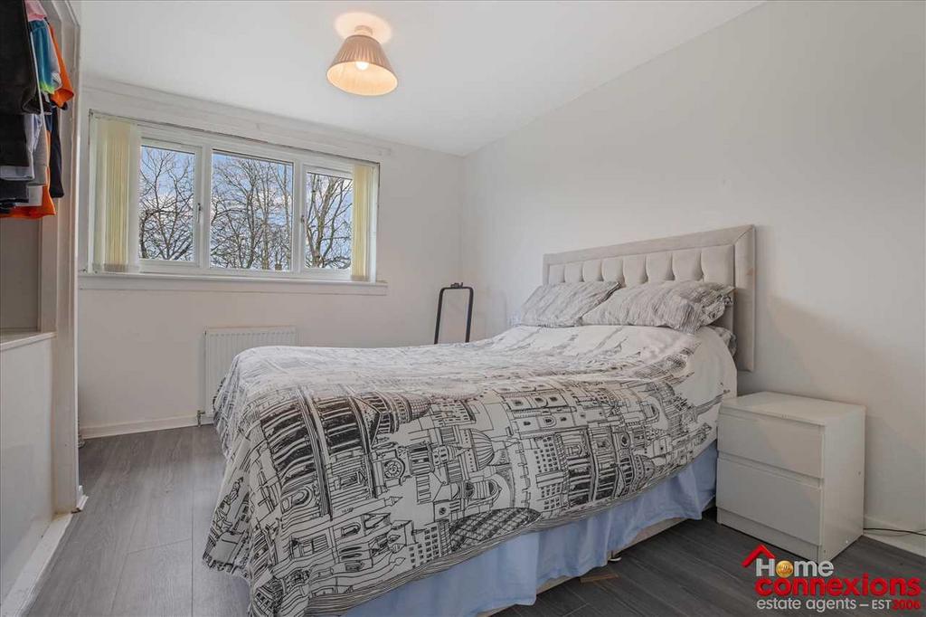 Bedroom Two (1)