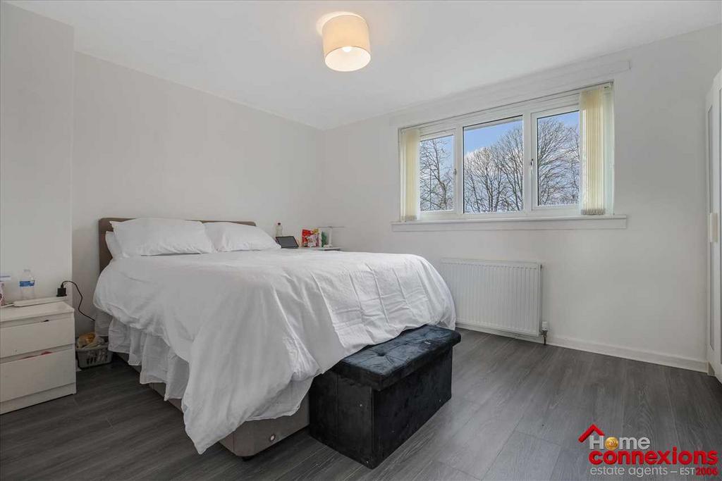 Bedroom One (1)