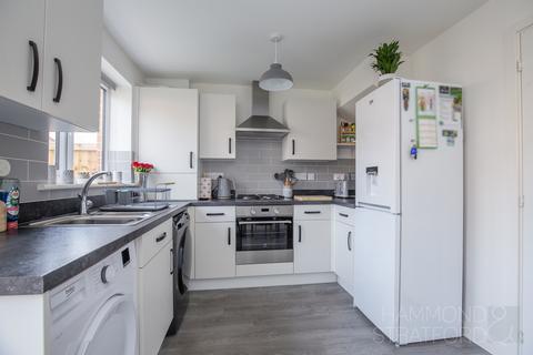3 bedroom end of terrace house for sale, Catlyn Place, Wymondham