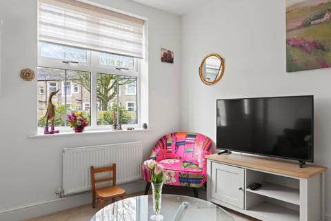3 bedroom end of terrace house for sale, Long Ing Lane, Barnoldswick, BB18 6BJ