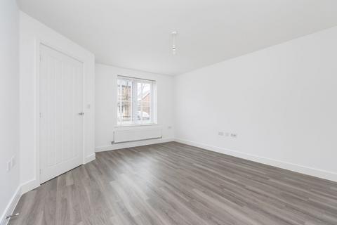 3 bedroom terraced house to rent, Sandyfields Lane, Colden Common, SO21