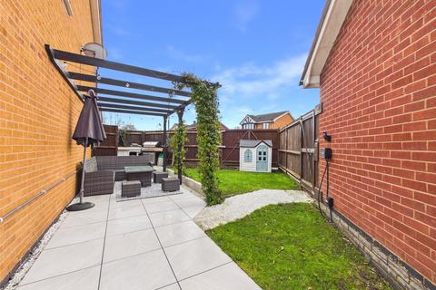 undefined, Barley Crescent, Long Meadow, Worcester, Worcestershire, WR4