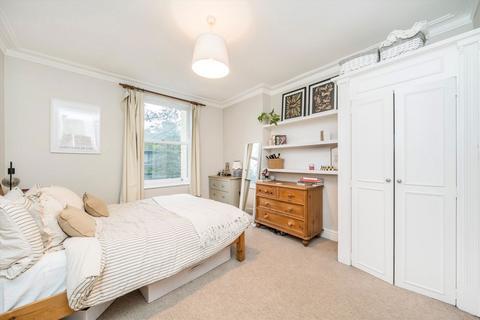 2 bedroom flat for sale, Portinscale Road, London SW15