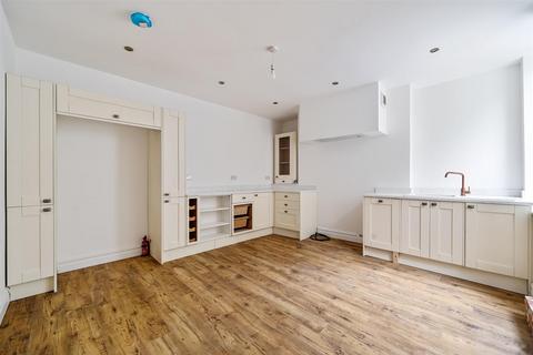 2 bedroom apartment to rent, Westward Ho!