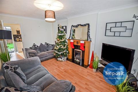 3 bedroom semi-detached house to rent, Worsley Street, Pendlebury, Swinton, Manchester, M27