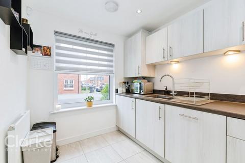 3 bedroom terraced house for sale, Bakersfield, Aspull, Wigan, WN2 1BU