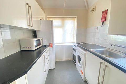 undefined, Flat 1A Nicholas Road, Dagenham, RM8 3EB, UK