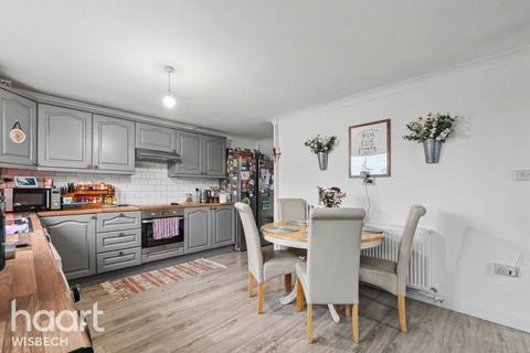 3 bedroom semi-detached house for sale, High Road, Wisbech St Mary