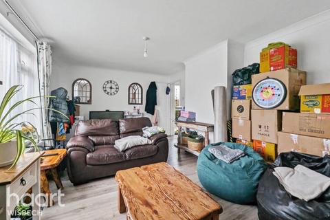 3 bedroom semi-detached house for sale, High Road, Wisbech St Mary