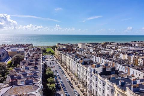 2 bedroom apartment for sale, Brunswick Place, Hove BN3