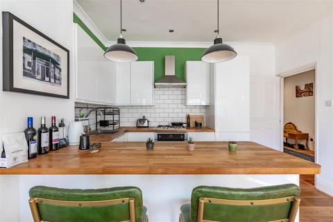2 bedroom apartment for sale, Brunswick Place, Hove BN3