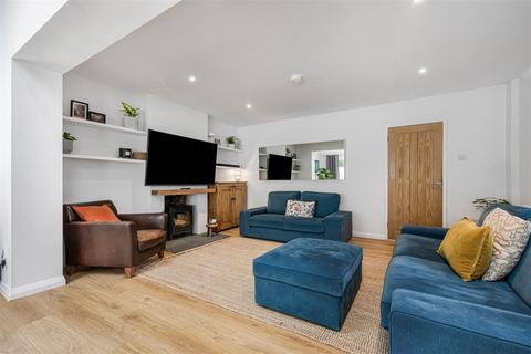 3 bedroom detached house for sale, Hemdean Road, Caversham, RG4