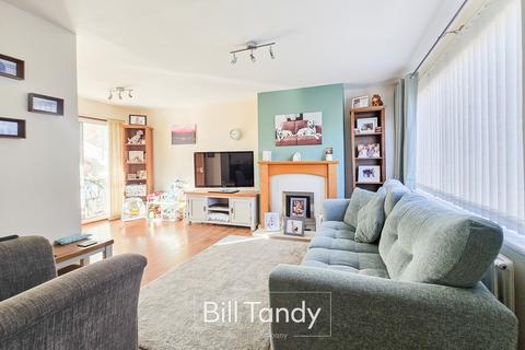 5 bedroom semi-detached house for sale, Micklehome Drive, Alrewas, Burton-on-Trent, DE13