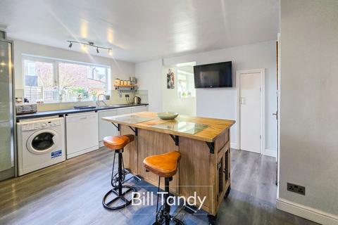 5 bedroom semi-detached house for sale, Micklehome Drive, Alrewas, Burton-on-Trent, DE13