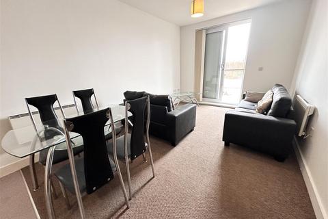 2 bedroom apartment to rent, Springfield Court, Dean Road, Salford