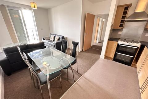 2 bedroom apartment to rent, Springfield Court, Dean Road, Salford