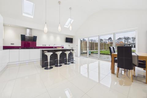 undefined, Remus Close, Colchester