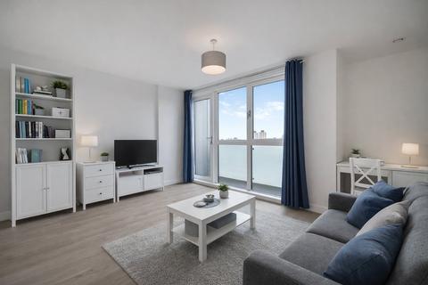 1 bedroom apartment for sale, High Street, London