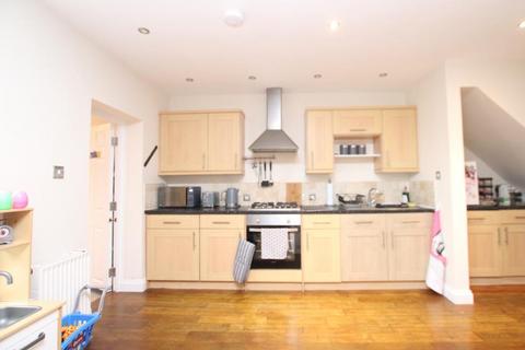 undefined, Longmead Avenue, Bristol BS7