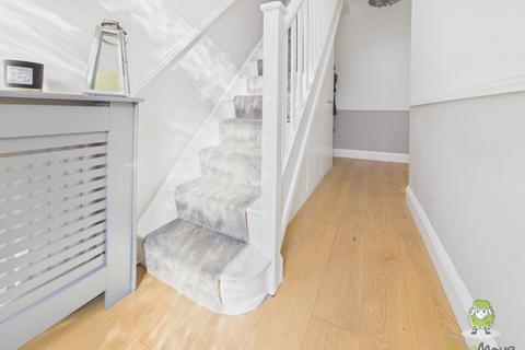undefined, Beautiful 3 Bedroom Home in Sought After Upper Gillingham Conservation  Area.