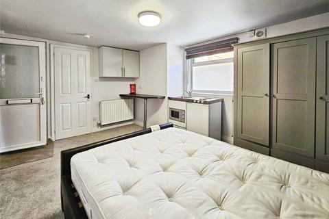 Studio to rent, Sunnyside, London Road, Chalfont St. Giles, HP8