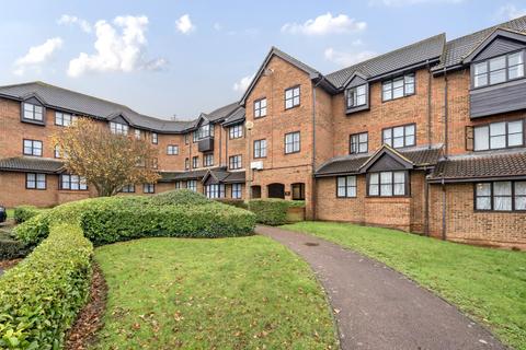 1 bedroom flat to rent, Hardwick Crescent Dartford DA2