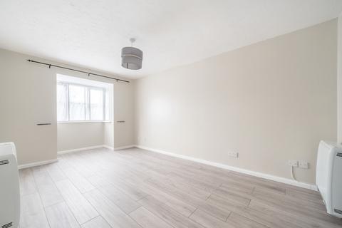 1 bedroom flat to rent, Hardwick Crescent Dartford DA2