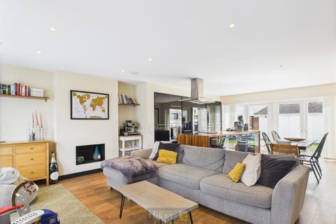 undefined, Abbots Close Shenfield, Shenfield, Brentwood, Essex, CM15